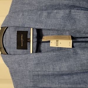 Brand New w/ tag Banana Republic Business blazer. Its a light denim blue color.